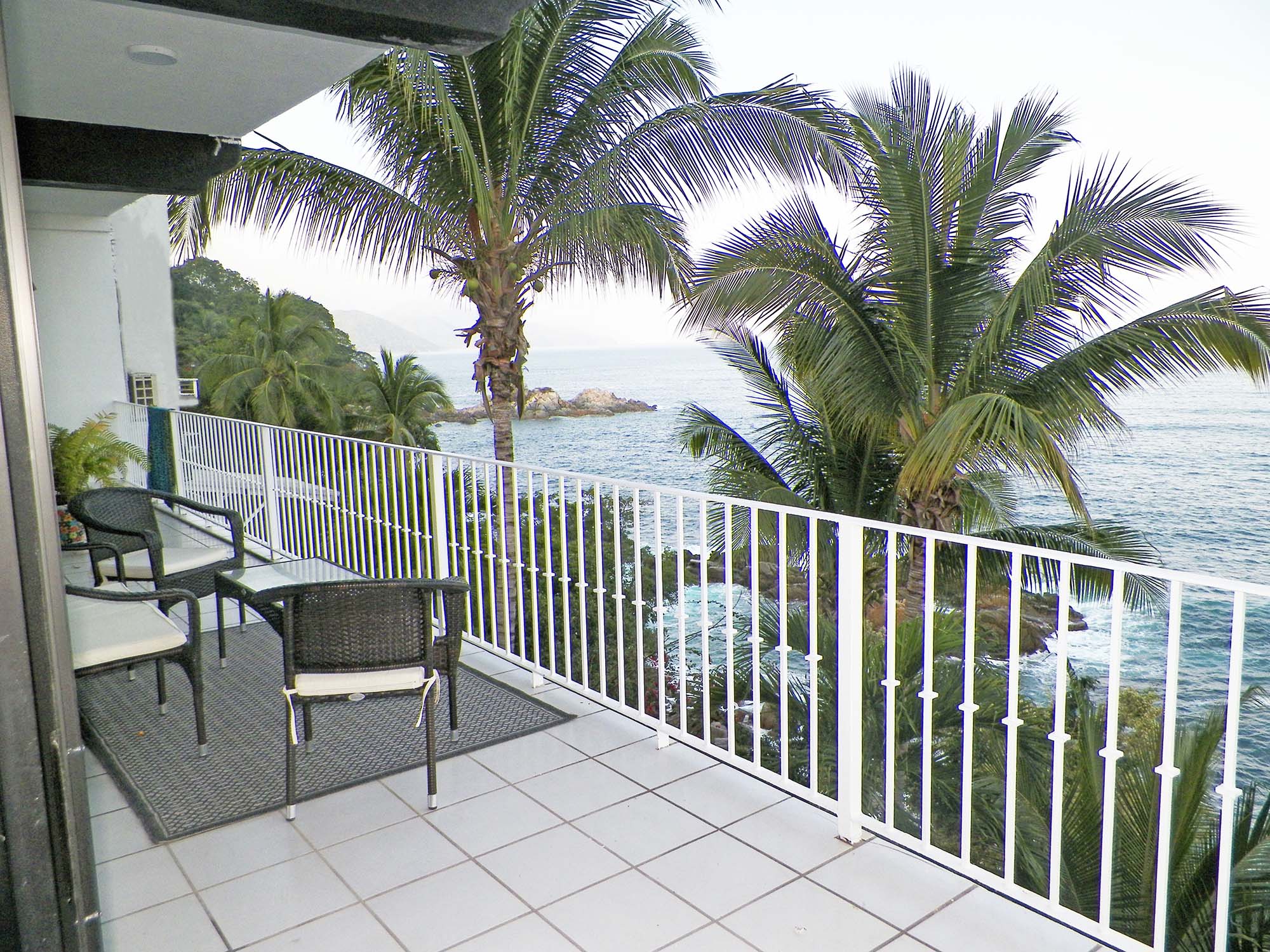 Casa Del Mar Ocean Front Condo